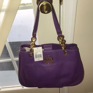 Brand new Michael Kohrs Fulton chain tote